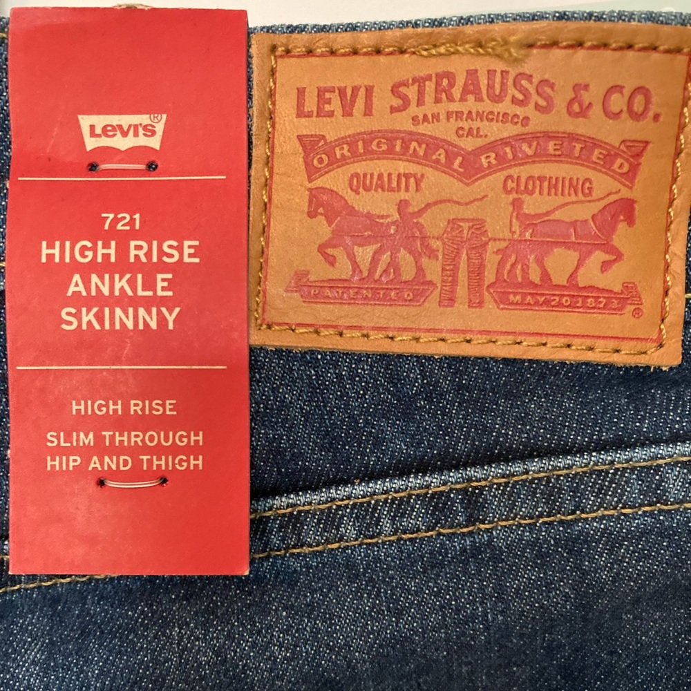 Levi Strauss High Rise Ankle skinny New Jeans